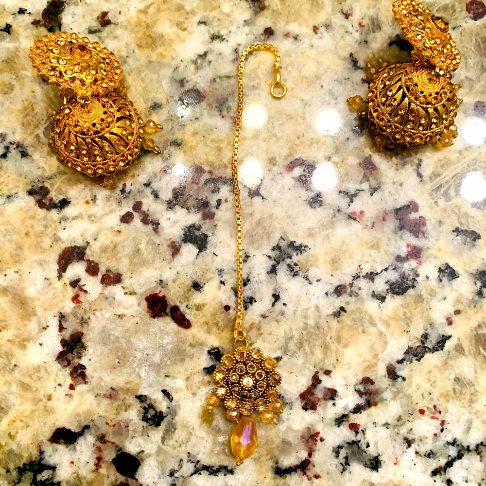 Pakistani/Indian Gold jewelry- earrings and tikka